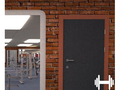 Фото дверей Ostium, которые установлены в спортзалах и фитнес-центрах
